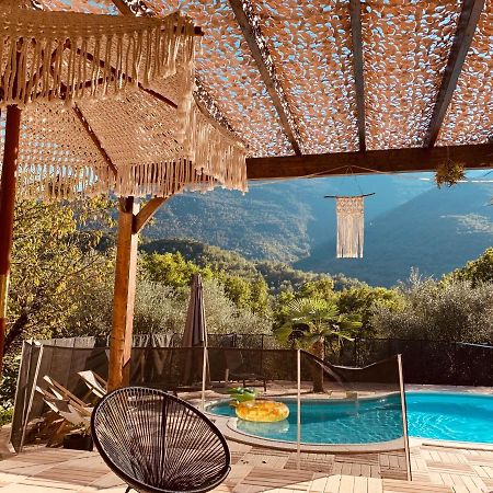 2P Au Coeur Des Montagnes Avec Piscine Chauffee Apartamento Puget-Théniers Exterior foto